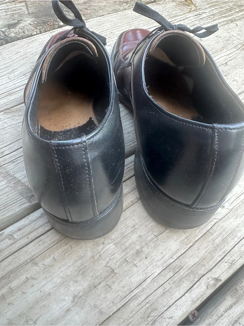 Nunn  Bush Black & burgundy/oxblood lace up oxfords, Size 8 D